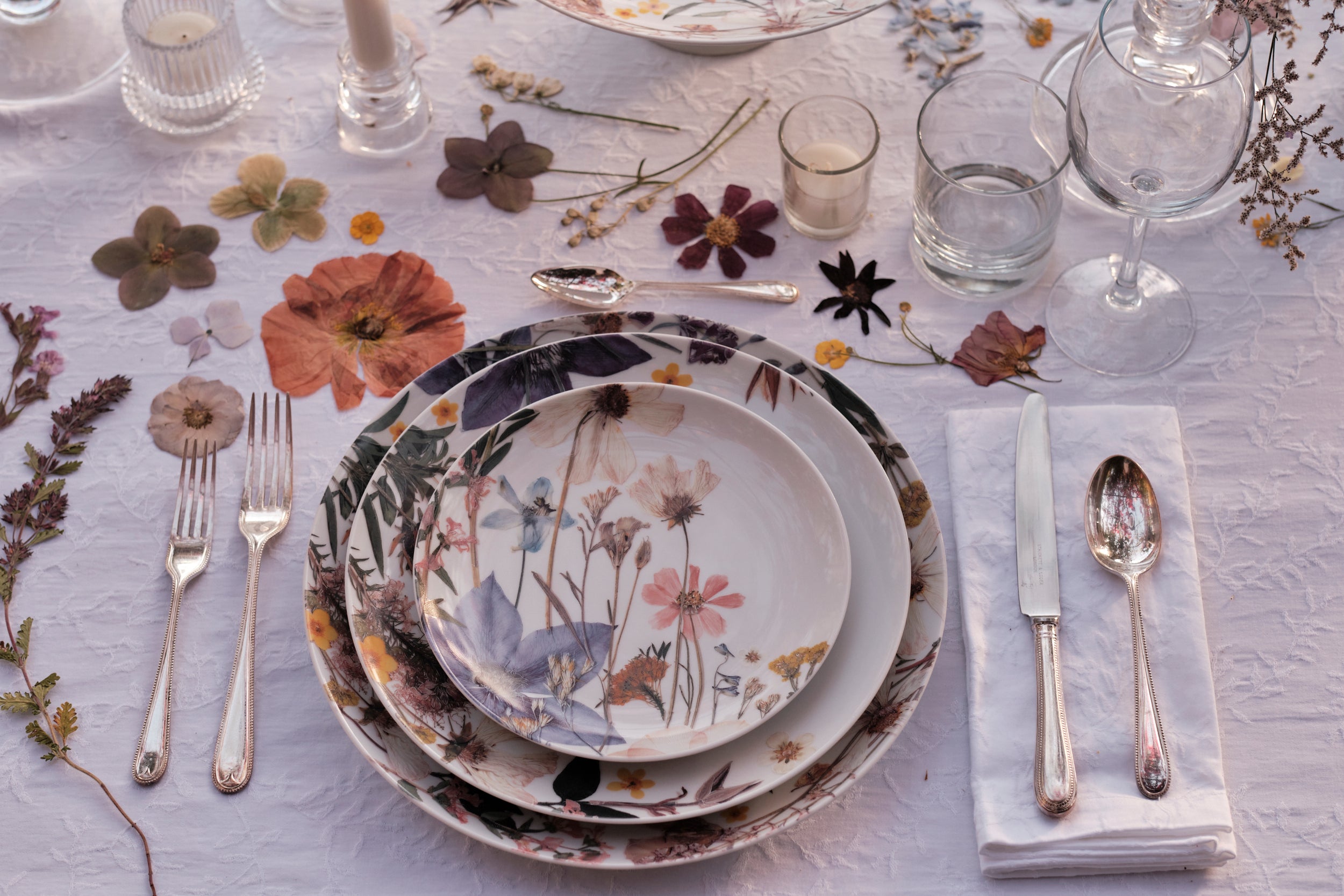 California Garden Dessert Plates