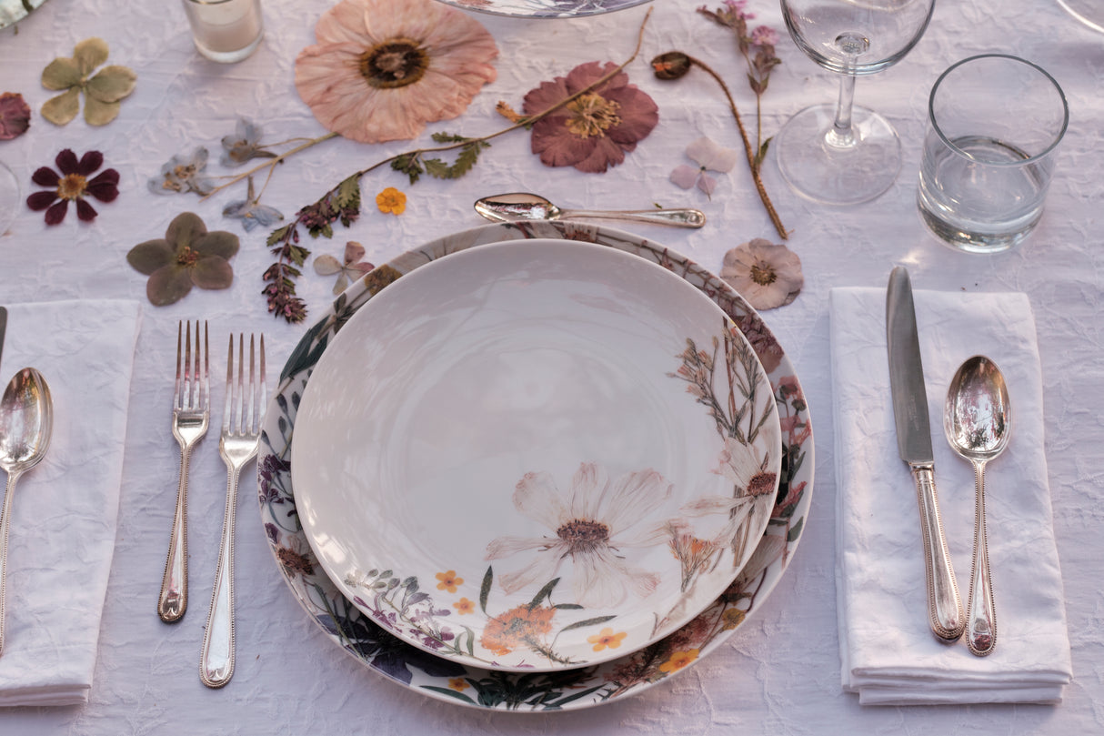 California Garden Dinner Plates