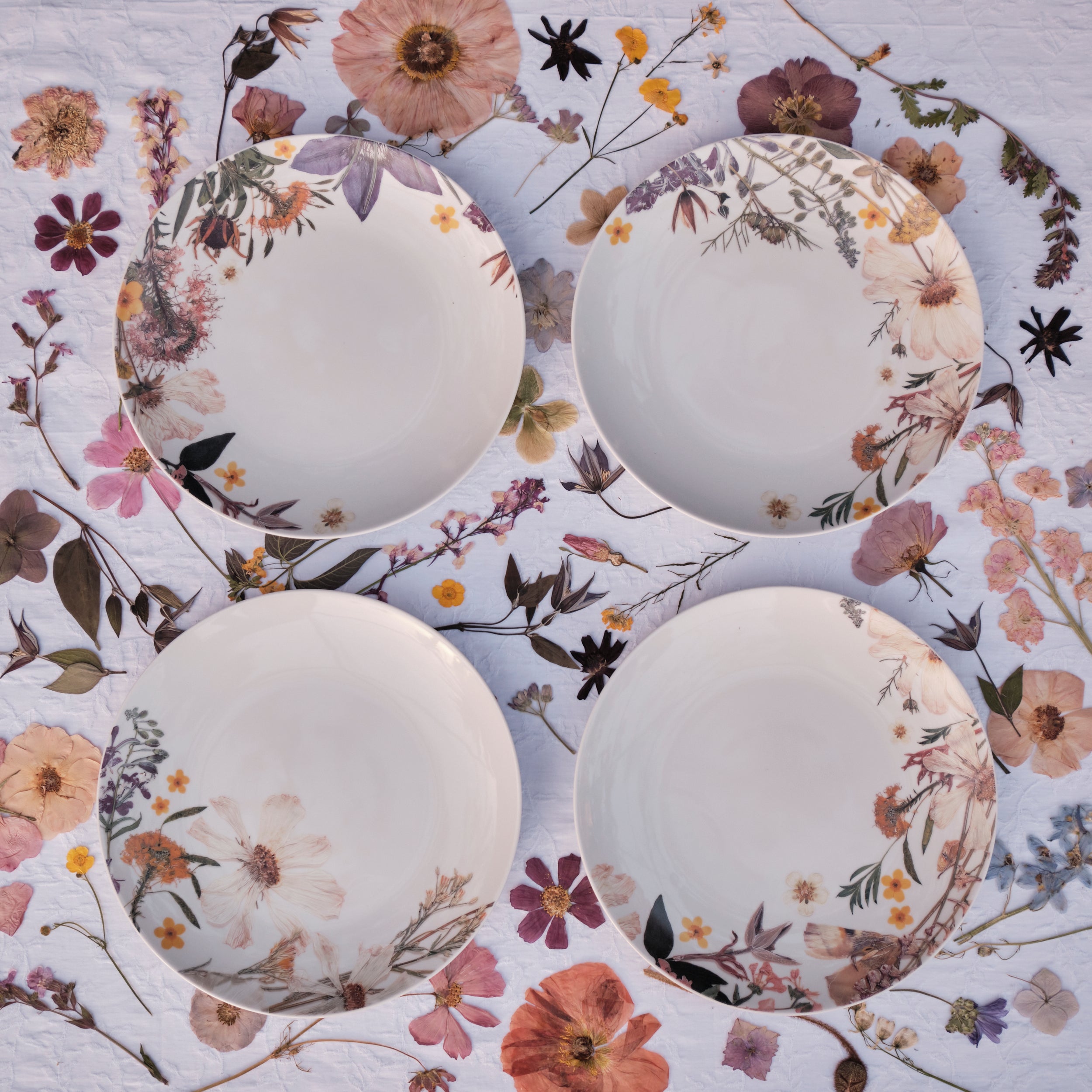 California Garden Dinner Plates