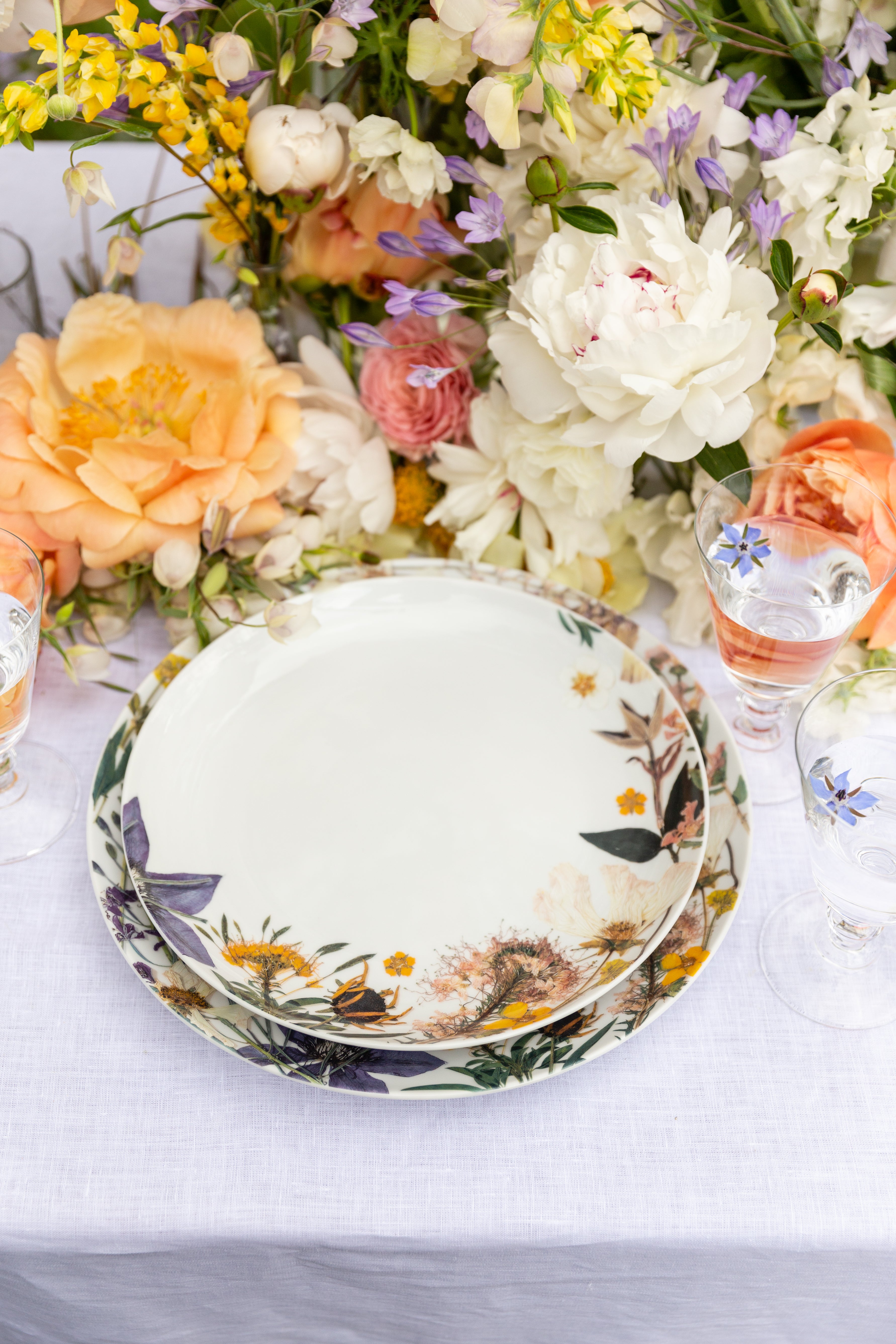 California Garden Dinner Plates