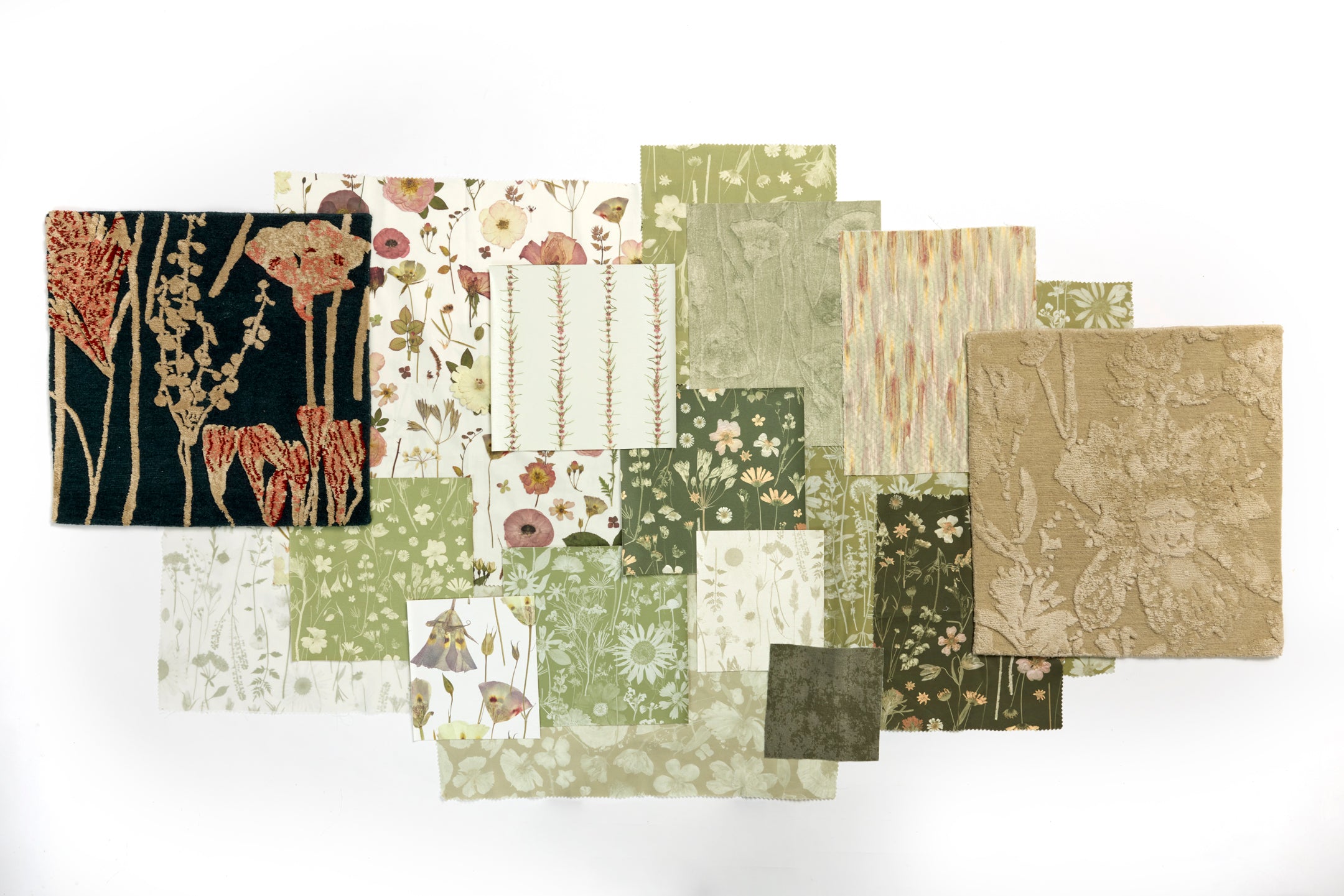 As Spring Fades Inkwell Coral Rug