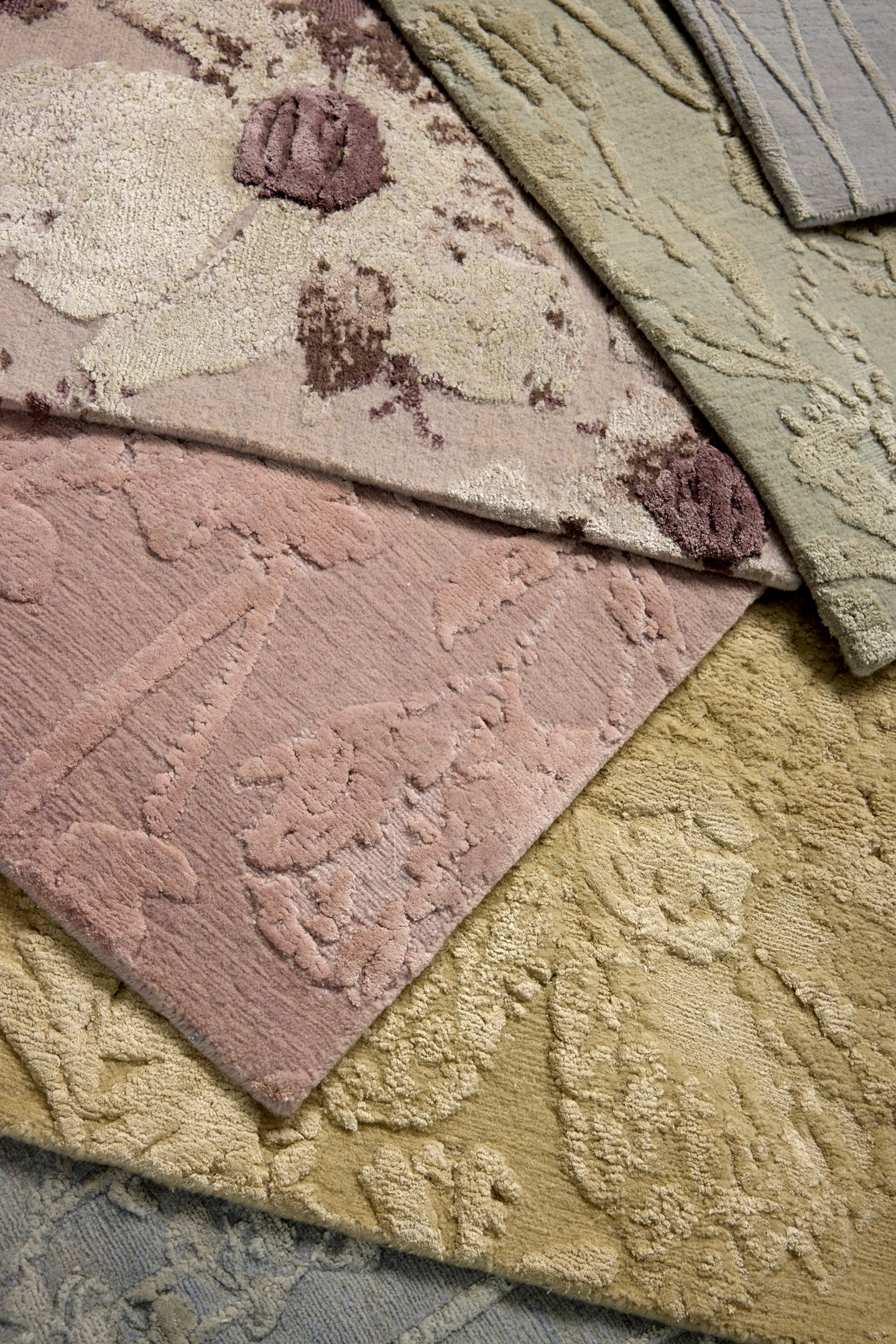 Noirette Khaki Rug