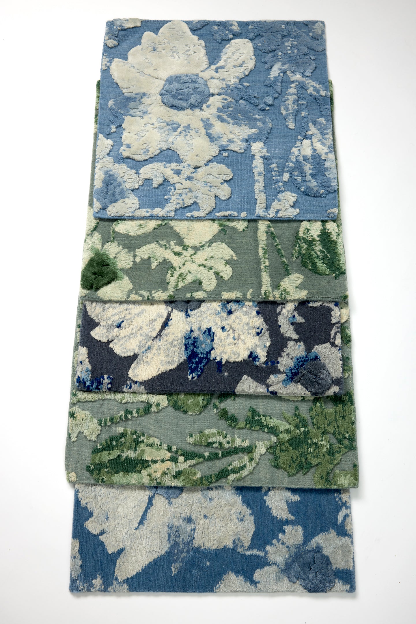 Noirette Wintergreen rug