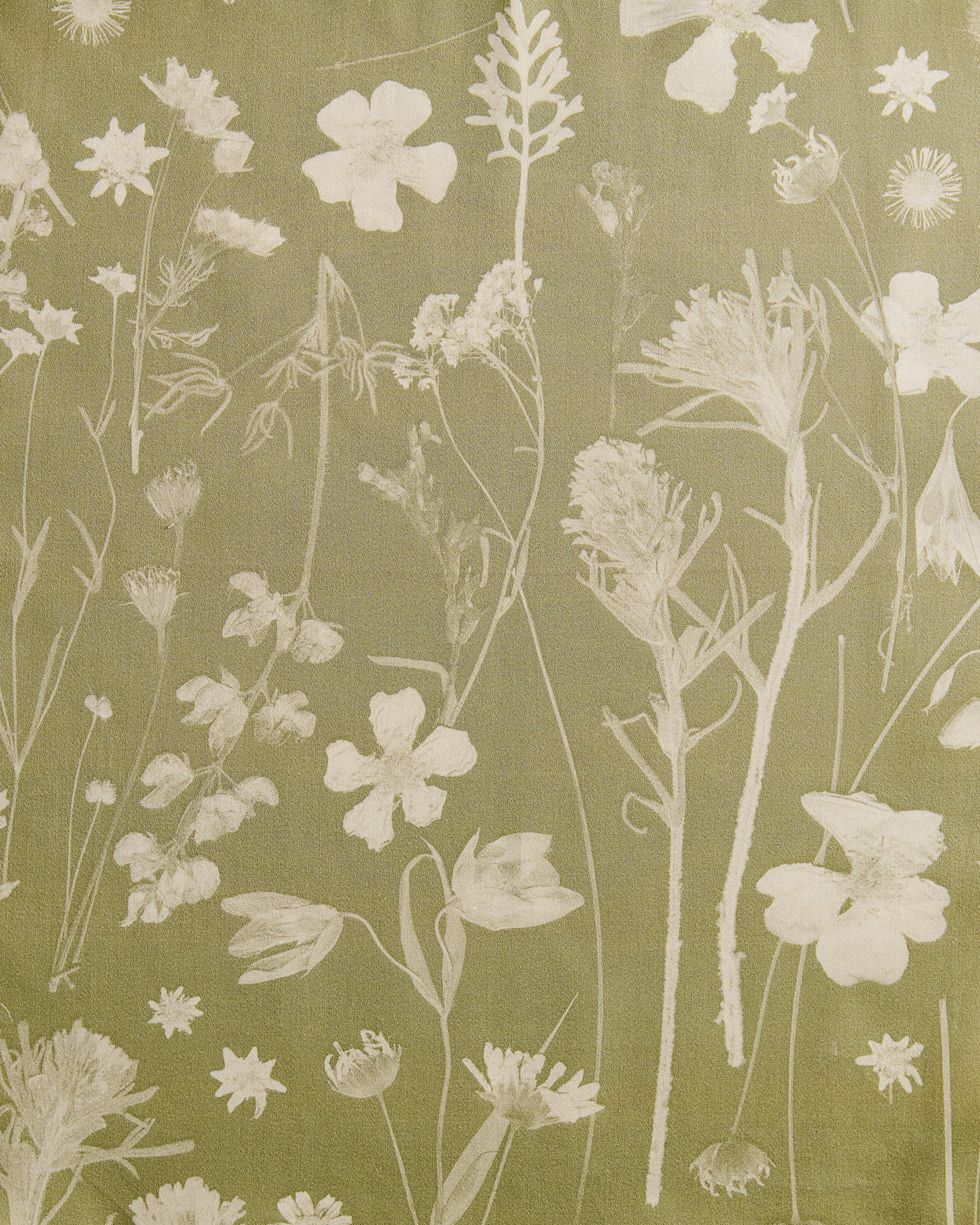Farm Flowers Tarragon Fabric